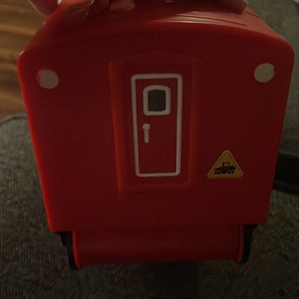 DISNEY CHUGGINGTON CARRY CASE - Picture 5 of 8